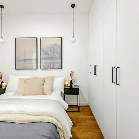 Mieszkanie Z Mini Ogrodkiem Hamak Brazylijski Apartment Warsaw