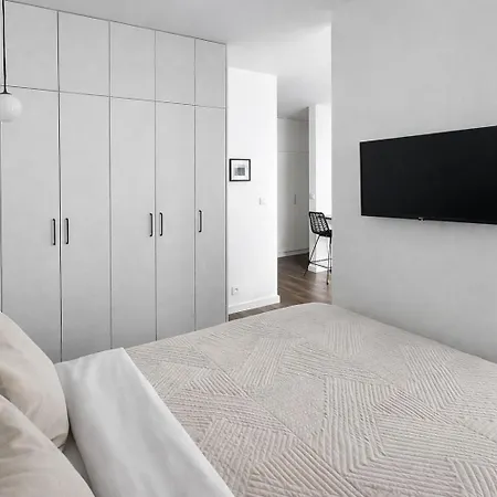 Stacja Wola - Mini Ogrodek & Hamak, Smart Tv I Wi-fi, Guminska 1, 29m2 Lejlighed Warszawa