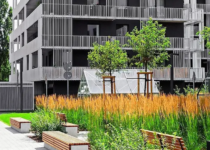 Stacja Wola - Mini Ogrodek & Hamak, Smart Tv I Wi-fi, Guminska 1, 29m2