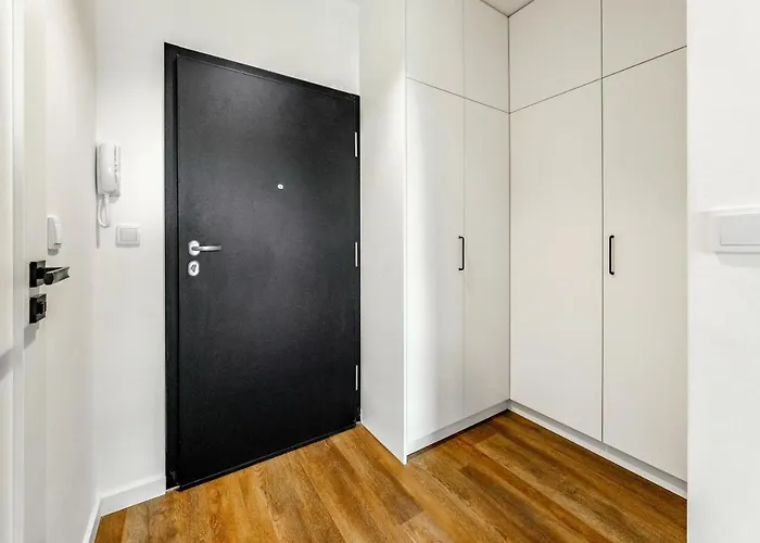 Stacja Wola - Mini Ogrodek & Hamak, Smart Tv I Wi-fi, Guminska 1, 29m2 Lejlighed