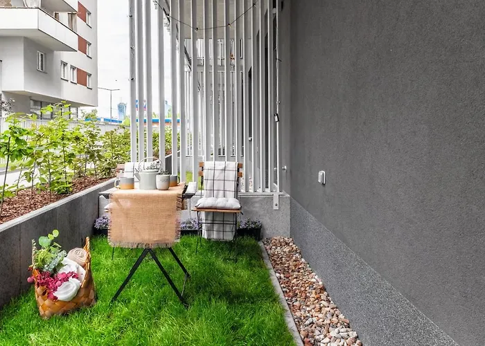 Stacja Wola - Mini Ogrodek & Hamak, Smart Tv I Wi-fi, Guminska 1, 29m2