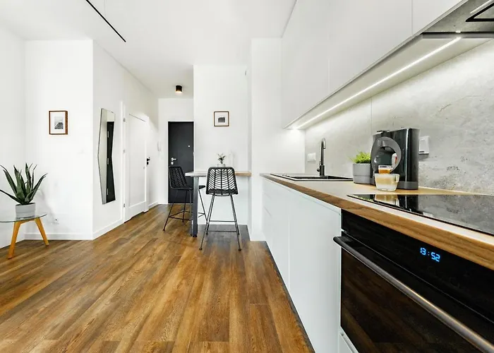 Stacja Wola - Mini Ogrodek & Hamak, Smart Tv I Wi-fi, Guminska 1, 29m2 Lejlighed