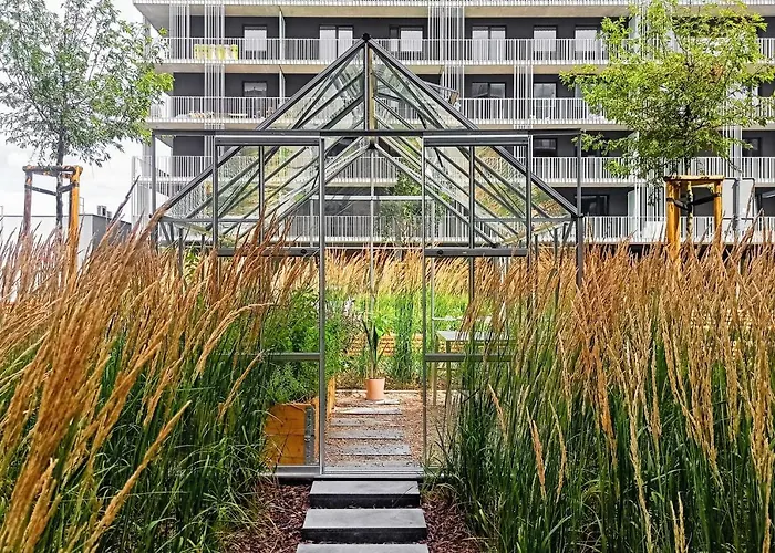 Stacja Wola - Mini Ogrodek & Hamak, Smart Tv I Wi-fi, Guminska 1, 29m2 Lejlighed Warszawa