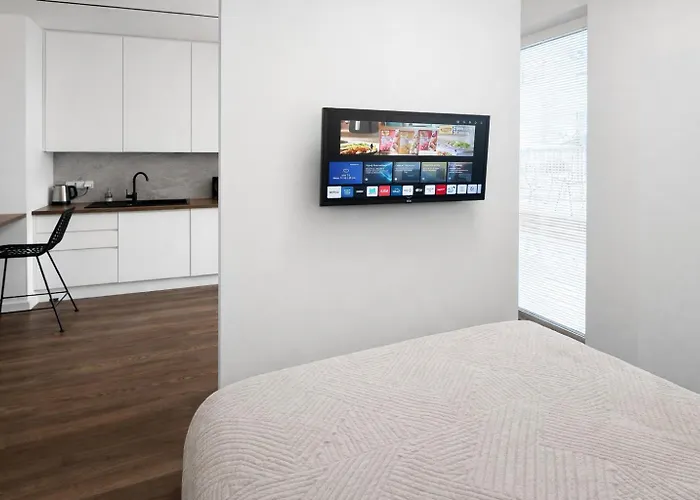 Stacja Wola - Mini Ogrodek & Hamak, Smart Tv I Wi-fi, Guminska 1, 29m2 *