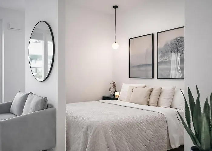 Stacja Wola - Mini Ogrodek & Hamak, Smart Tv I Wi-fi, Guminska 1, 29m2 Lejlighed Warszawa