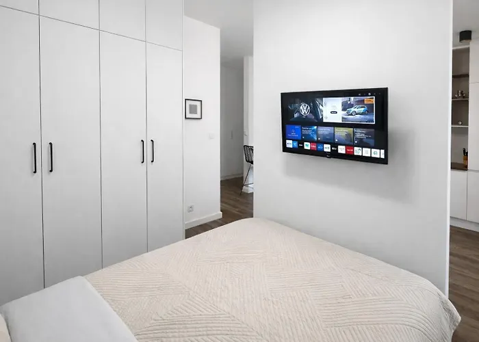 Stacja Wola - Mini Ogrodek & Hamak, Smart Tv I Wi-fi, Guminska 1, 29m2 * Warszawa