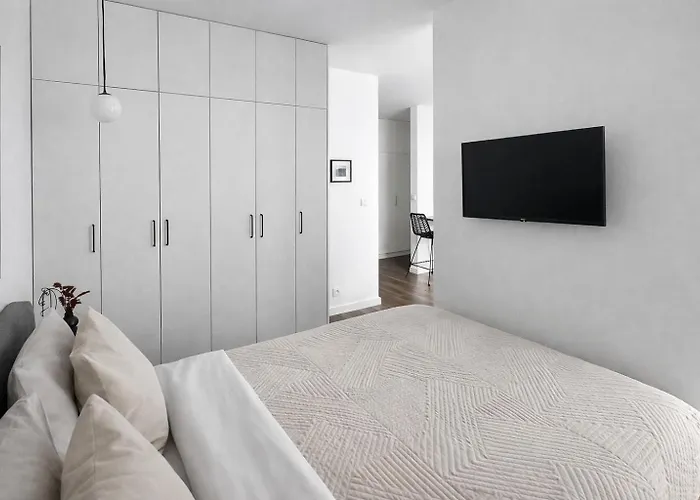 Stacja Wola - Mini Ogrodek & Hamak, Smart Tv I Wi-fi, Guminska 1, 29m2 Lejlighed Warszawa