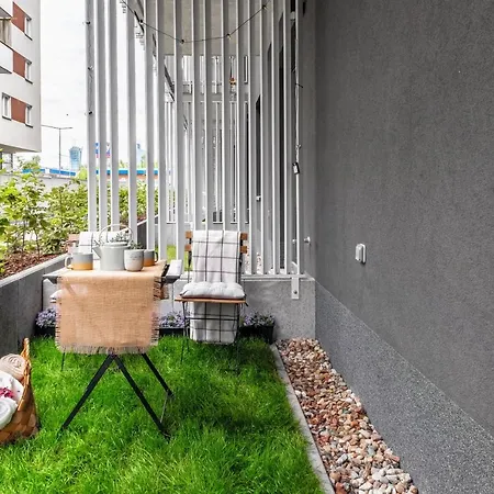 Stacja Wola - Mini Ogródek&hamak, Smart Tv I Wi-fi, Gumińska 1, 29m2