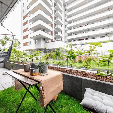 Stacja Wola - Mini Ogródek&hamak, Smart Tv I Wi-fi, Gumińska 1, 29m2