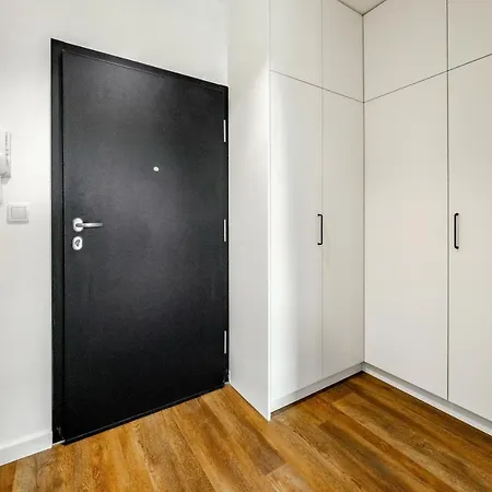 Garden Wola - Ogrodek & Hamak, Smart Tv I Wi-fi, Guminska 1 Apartment